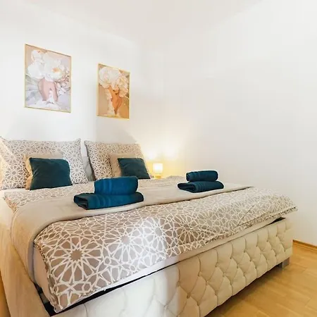 Sancova Panorama Loft Apartment Bratislava
