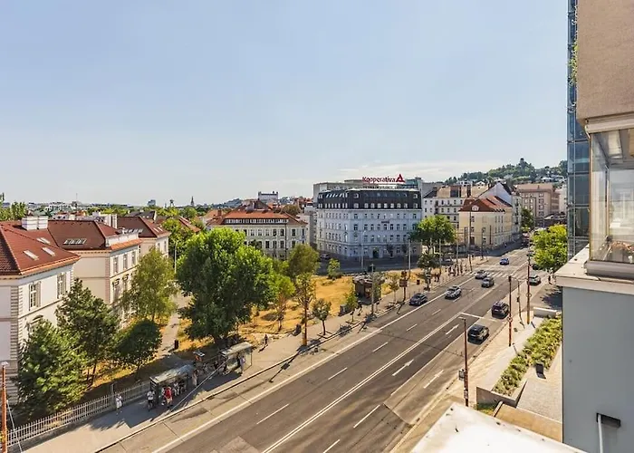 Sancova Panorama Loft * Pozsony