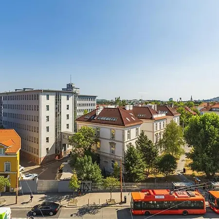 شقة Sancova Panorama Loft *